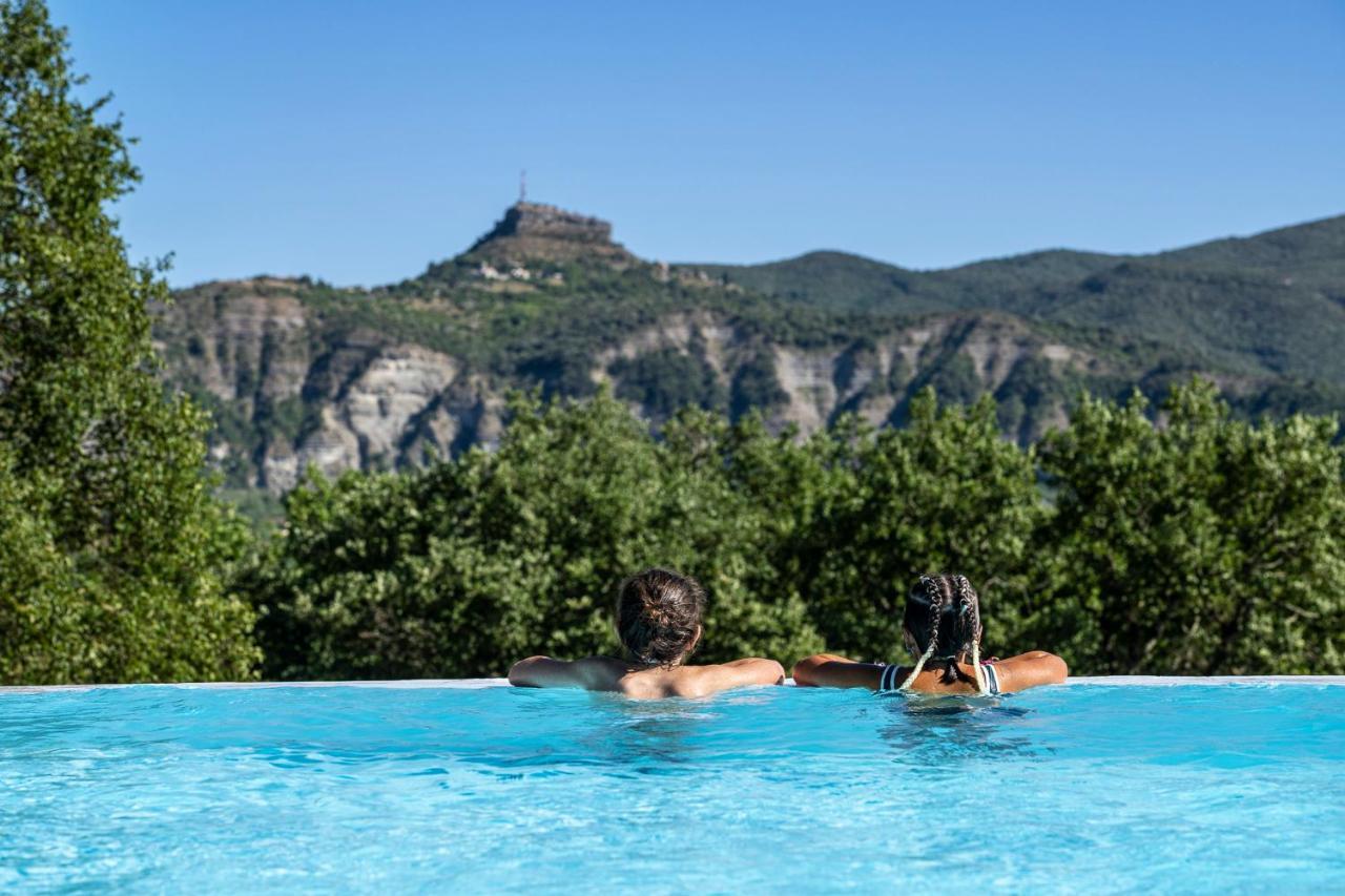 Charmant Camping Familiale 3 Etoiles Vue 360 Plage Piscine A Debordement Empl Xxl Labeaume Exterior foto